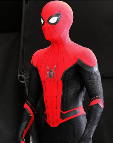 Costume spiderman lontano - lontano, da